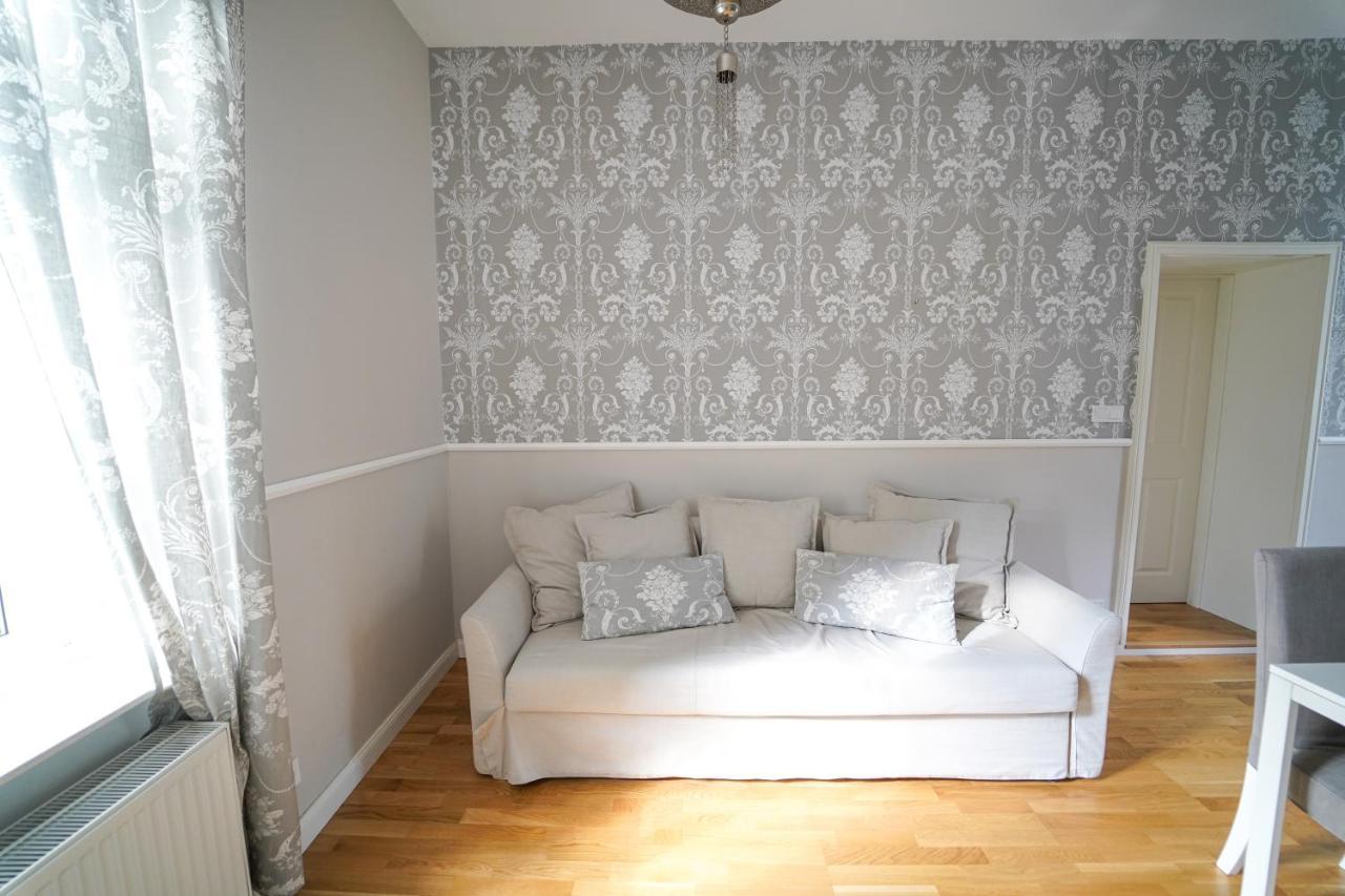Spa Apartments Theresia Dubi  Exterior photo
